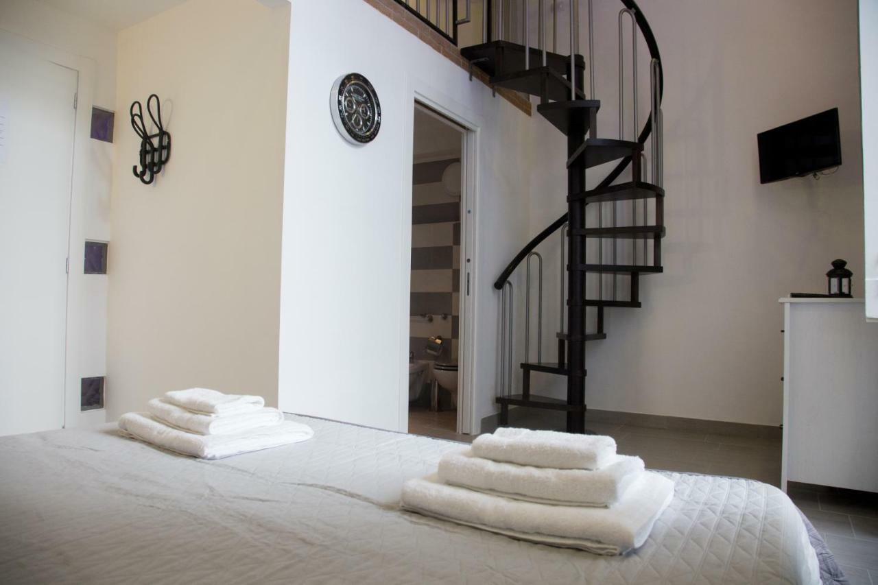 Vesuvius Luxury Suites Nápoles Exterior foto
